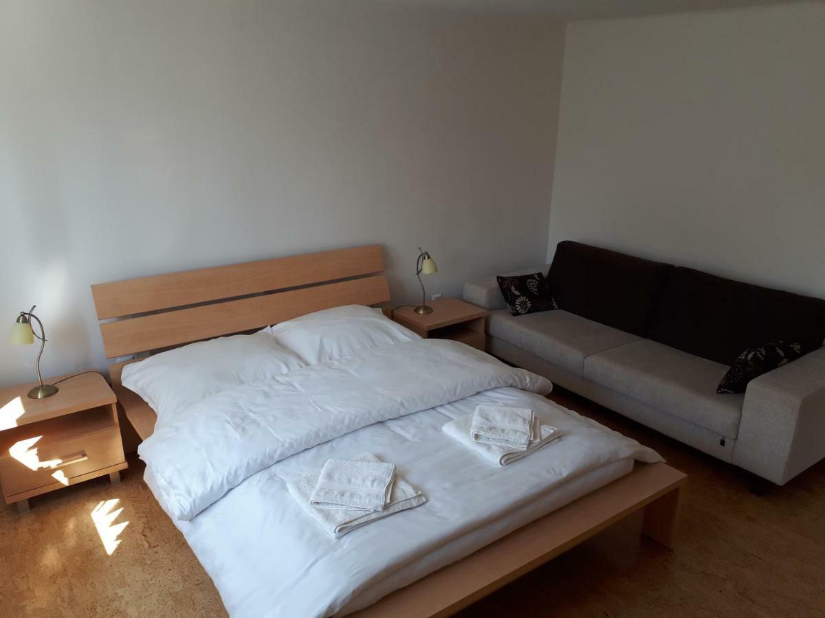 Brezno - 2 Izbovy Apartman Extérieur photo